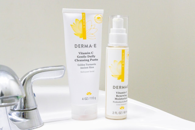detail for cosmetics us`e